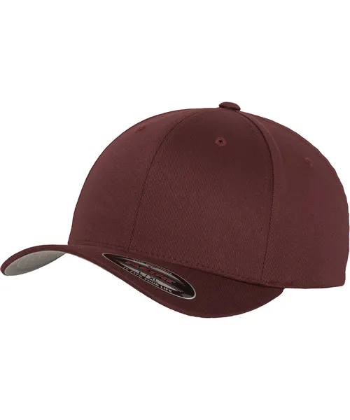 Flexfit by Yupoong Flexfit fitted baseball cap in burgundy, style 6277