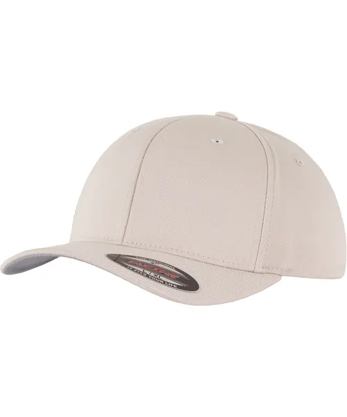 Flexfit by Yupoong Flexfit fitted baseball cap in beige & natural, style 6277